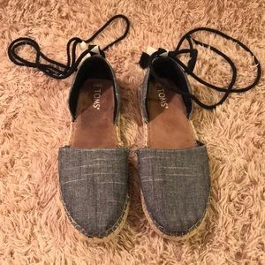 Women’s TOMS Katalina Espadrille with Lace Up Wrap Ties Gray Size 8.5